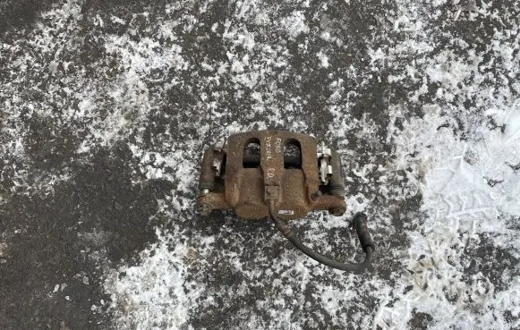 Ford Explorer Front brake caliper
