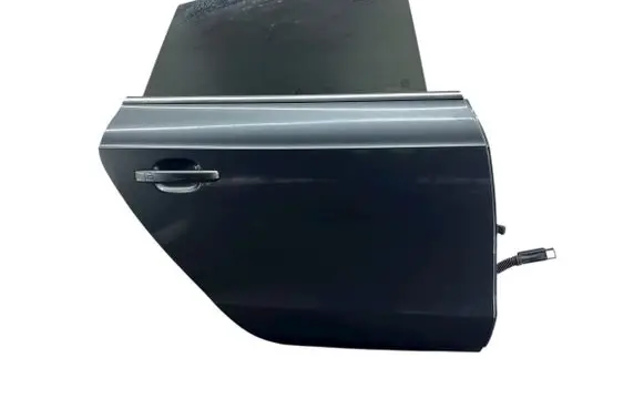 Audi A5 Sportback 8TA Rear door 8T8833052D