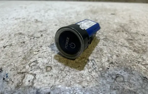 Engine start stop button switch