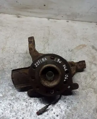 Opel Zafira B Front wheel hub