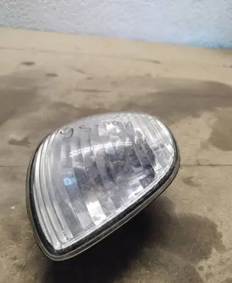 Toyota Corolla E110 Front indicator light 12463