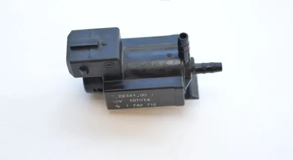 BMW 3 E90 E91 Turbo solenoid valve 1742712