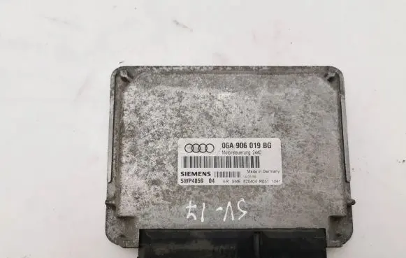 Audi A3 S3 8L Engine control unit/module 06A906019BG 5WP4859
