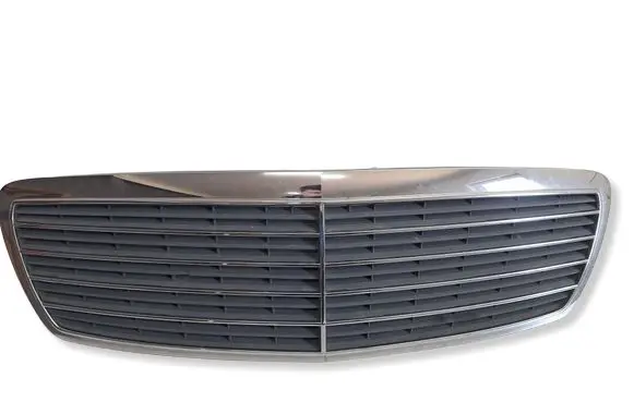Mercedes-Benz E W211 Front bumper upper radiator grill A2118800283