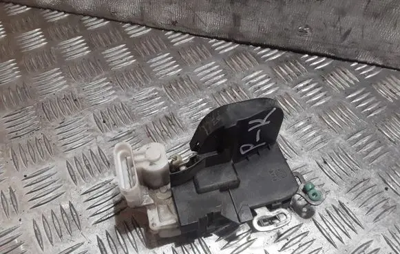 Alfa Romeo 147 Front door lock B792