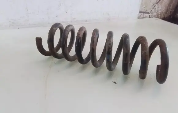 Mercedes-Benz C W203 Rear coil spring