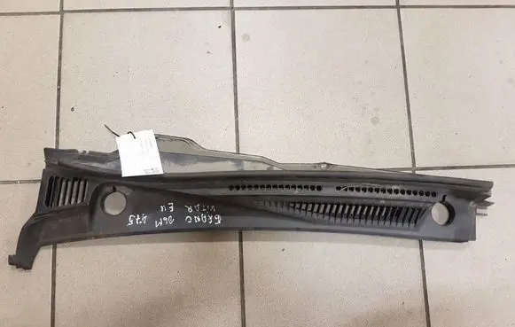 Suzuki Grand Vitara II Wiper trim 7732165J0