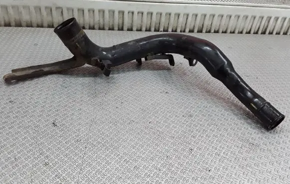 Toyota Avensis T220 Intercooler hose/pipe