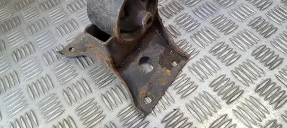 Nissan Almera N16 Engine mount bracket 112215m500