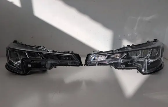 Toyota Corolla E210 E21 Headlights/headlamps set 8111002S60 90119224 8115002S60