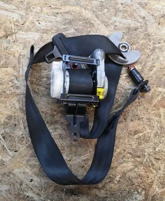 Hyundai H-1, Starex, Satellite Front seatbelt 888804H100