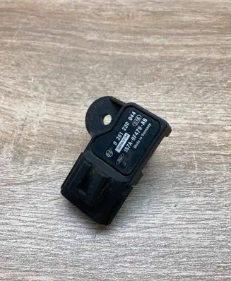 Volvo V50 Air pressure sensor 1S7A9F479AB 0261230044