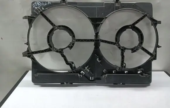 Audi A4 S4 B5 8D Radiator cooling fan shroud 8K0121003