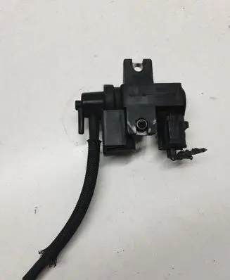 Toyota Verso Turbo solenoid valve 258190R011