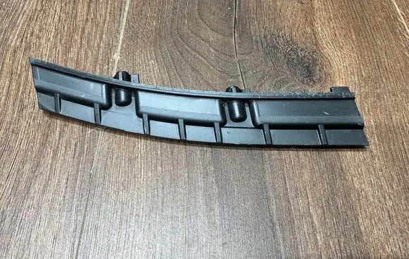 Audi A6 S6 C8 4K Front bumper mounting bracket 4K0807883