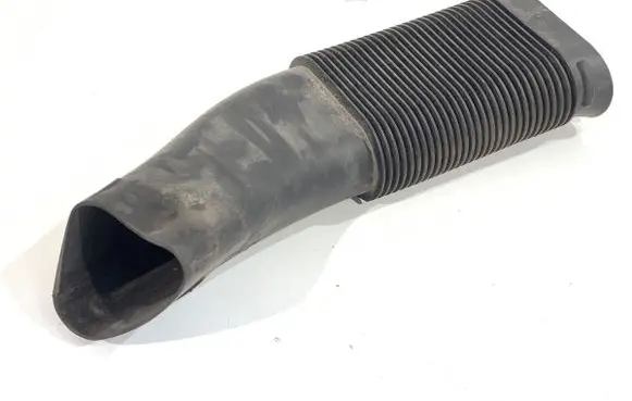 BMW X5 F15 Air intake hose/pipe 8514008