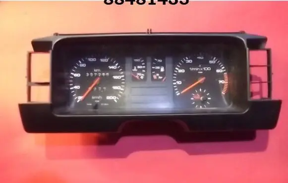 Speedometer (instrument cluster)