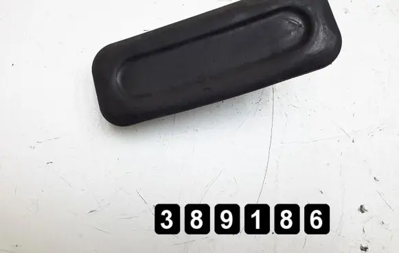 Peugeot 308 Tailgate/trunk/boot open switch 