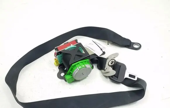 Toyota Verso Front seatbelt 732100F050