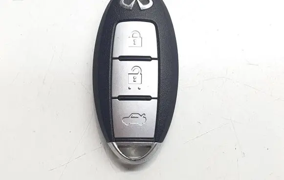 Infiniti Q50 Ignition key/card S180144202