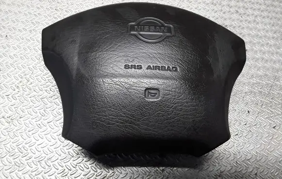 Nissan Terrano Steering wheel airbag