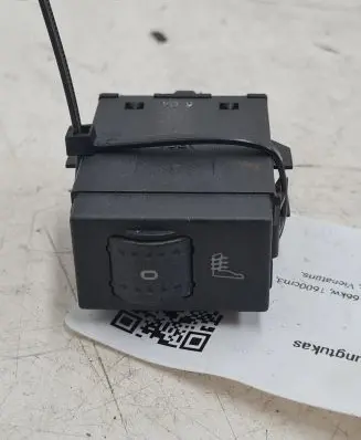 Ford C-MAX I Seat heating switch
