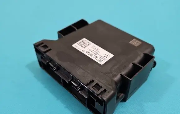 Opel Insignia B Central body control module 13536790 IMPRK1467058