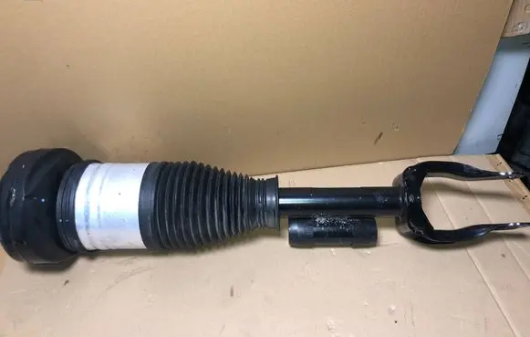 Mercedes-Benz GLE W167 Front shock absorber/damper A1673203604