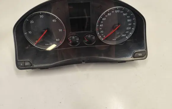 Volkswagen Jetta V Speedometer (instrument cluster) 1K0920862B V0004000 VWZ7Z0E2634268