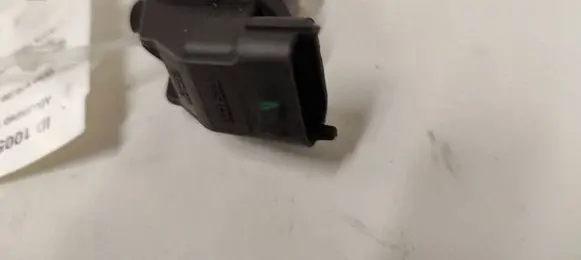 Volvo V70 Crankshaft position sensor 8631533