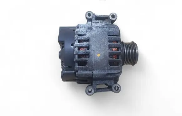 Audi TT TTS Mk2 Generator/alternator 06J903023R