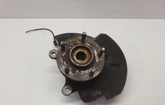 Front wheel hub