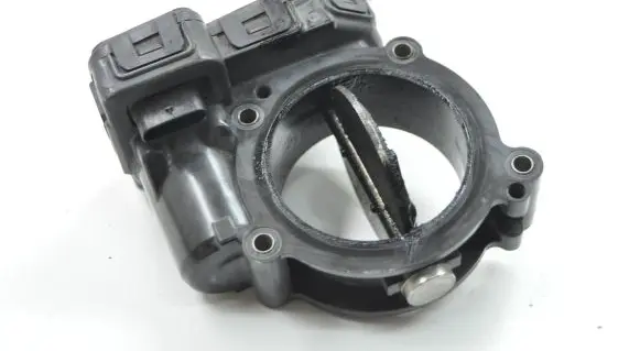 Mercedes-Benz E W212 Throttle valve A6510900470