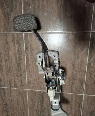 Lexus RX 450H Brake pedal 8951047050