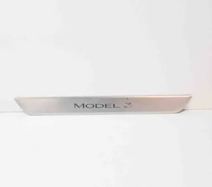 Tesla Model 3 Front sill trim cover 150476300A
