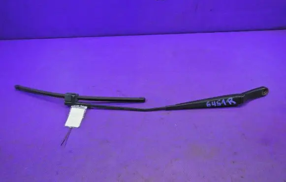 Skoda Octavia Mk2 (1Z) Front wiper blade arm 1Z1955410