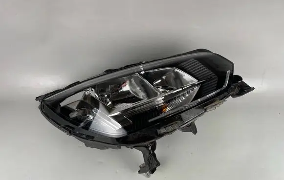 Peugeot 2008 II Headlight/headlamp 9823193880