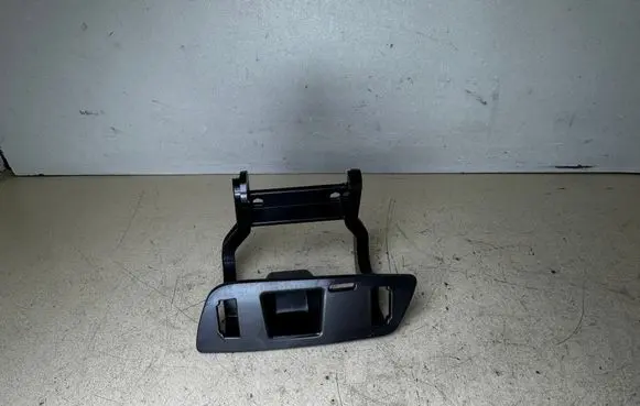 Volvo S90, V90 Headlight washer nozzle holder 31383232