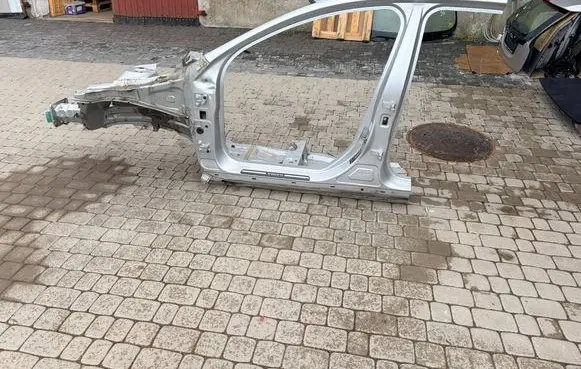 Volvo V60 Front quarter panel