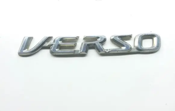 Toyota Avensis Verso Manufacturers badge/model letters 