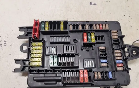 BMW 1 F20 F21 Fuse module 61149261111 9228158 19180000001