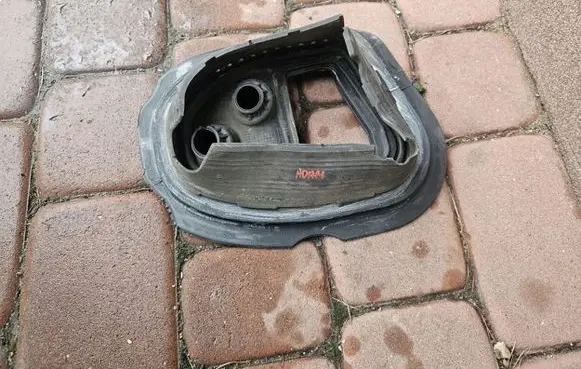 Opel Adam Other engine bay part 5D3350600