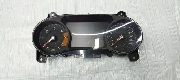 Jeep Compass Speedometer (instrument cluster)
