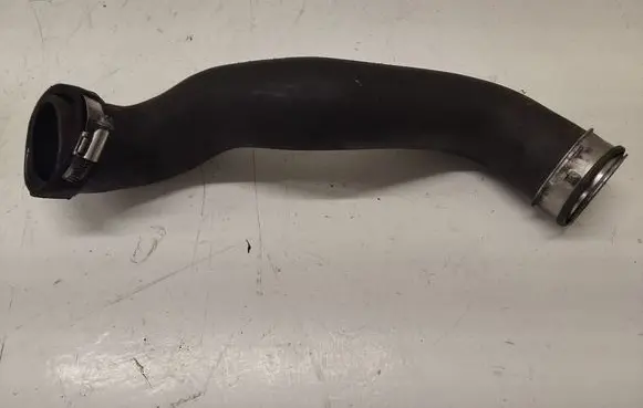 Audi A4 S4 B7 8E 8H Intercooler hose/pipe 8E0145737E