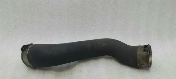 Mercedes-Benz E W212 Intercooler hose/pipe A2125280682