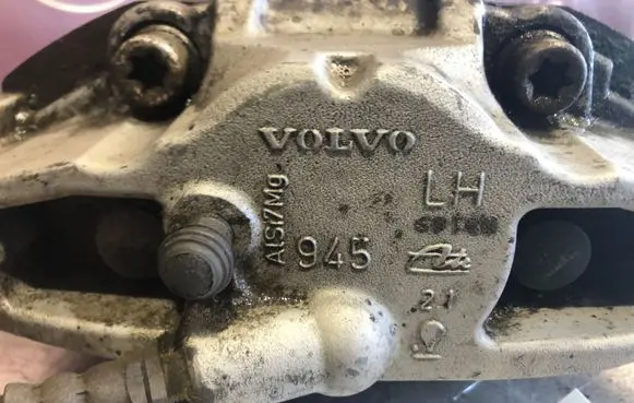 Volvo V70 Front brake caliper AISI7MG 945