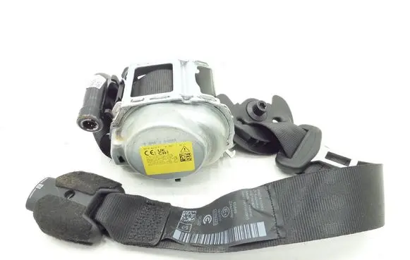 Peugeot 5008 II Front seatbelt 34198414F 2806P1004369