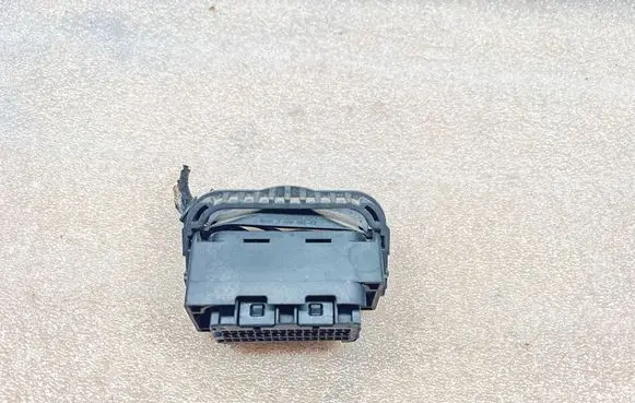 BMW 3 F30 F35 F31 Other devices 7577868 17034261 17034331