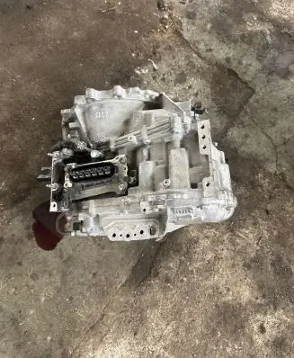 Toyota Yaris XP210 Automatic gearbox 3CH121 001693