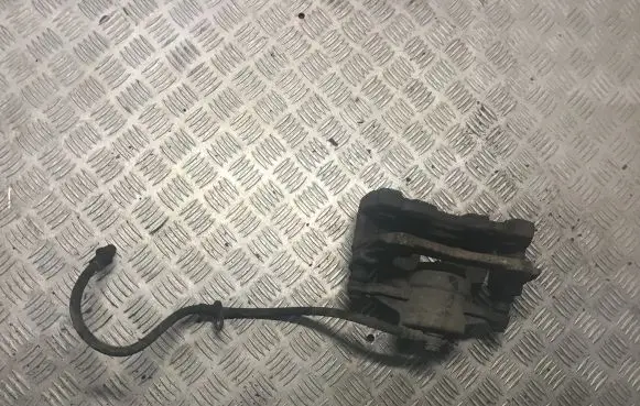 Toyota Corolla Verso AR10 Front brake caliper